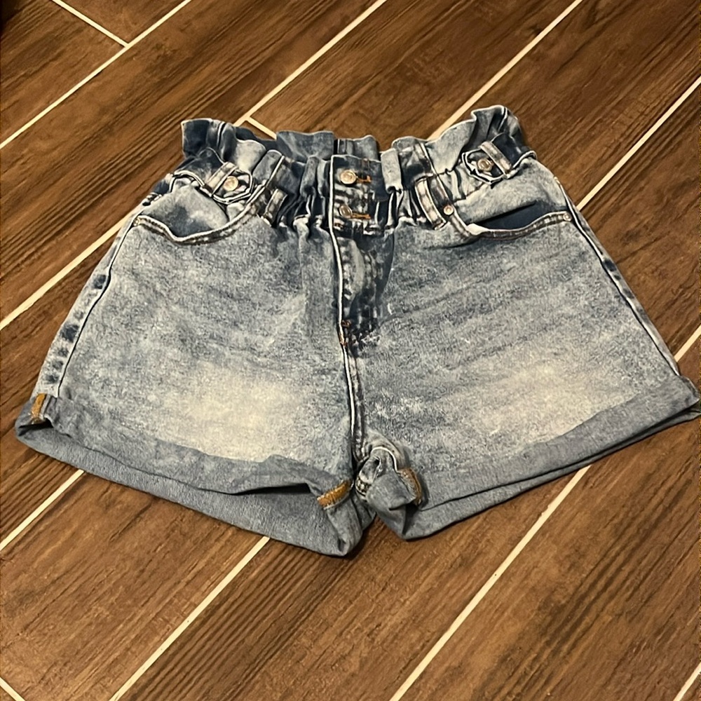 Almost Famous Denim Shorts Size M